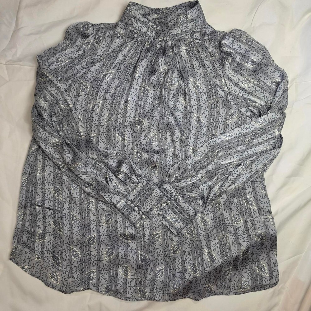 Grey Paisley Floral Mock Neck Blouse Long Sleeve Button Cuff Top